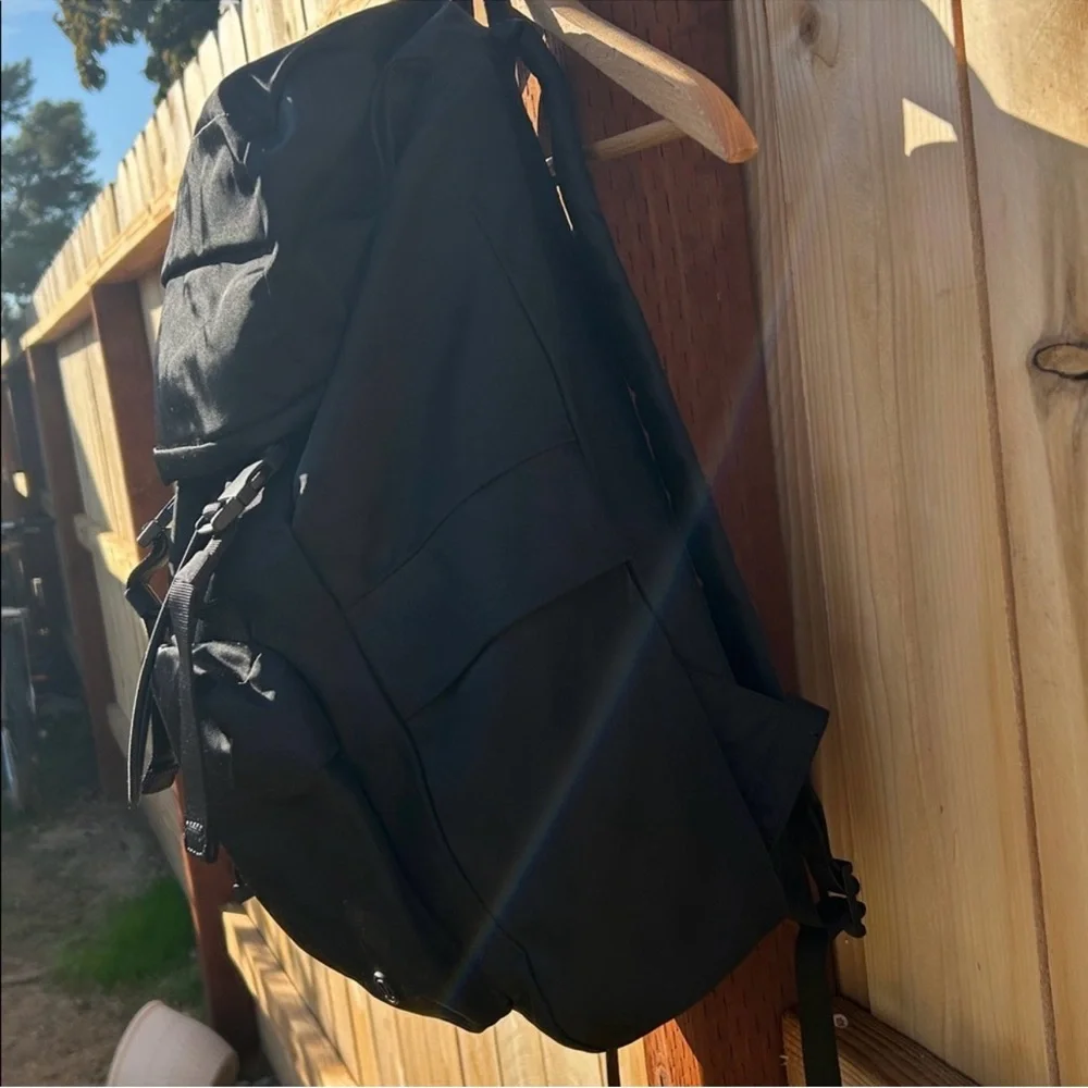 Black Rucksack Backpack - Picture 3 of 11